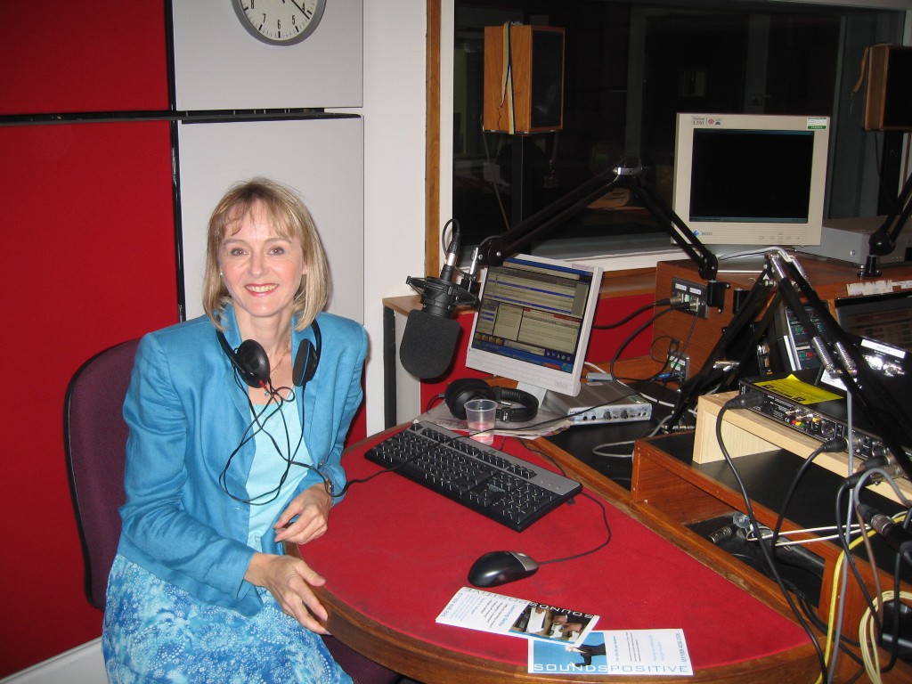 Lysette Offley & Genius Material on BBC Radio Oxford 13.08.08